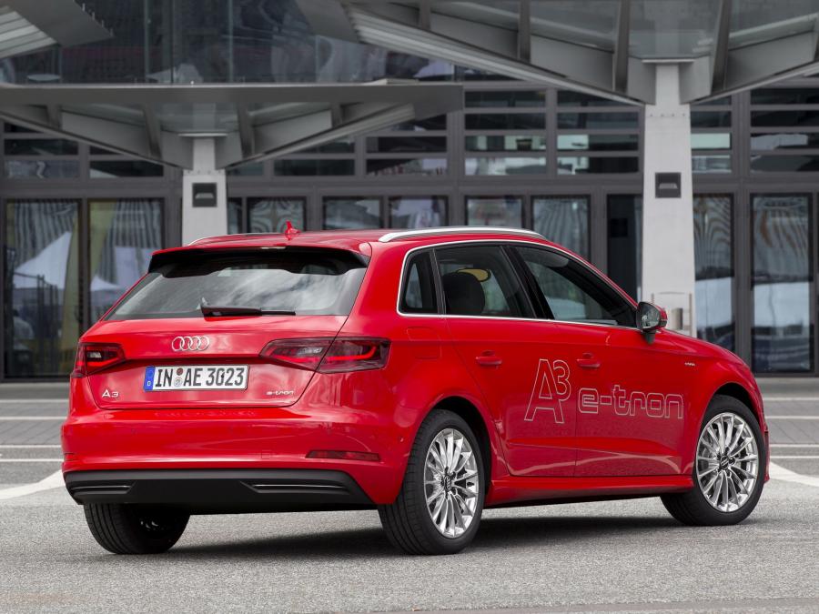  Audi A3 Sportback e-Tron (8V) 2014 года  (фото 7 из 95)